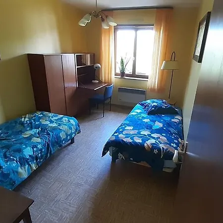 Vila Maison Meublee Spacieuse A La Campagne Avec Jardin Gottenhouse