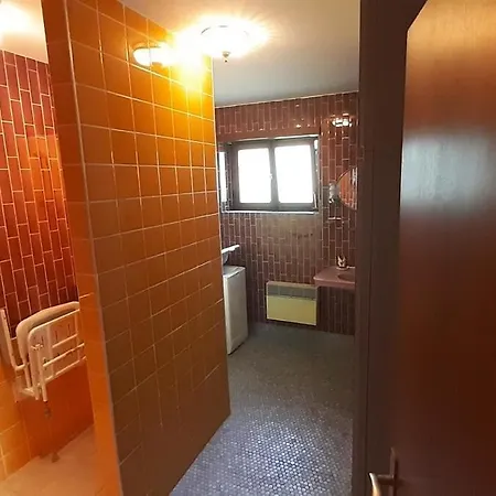 Maison Meublee Spacieuse A La Campagne Avec Jardin Vila Gottenhouse