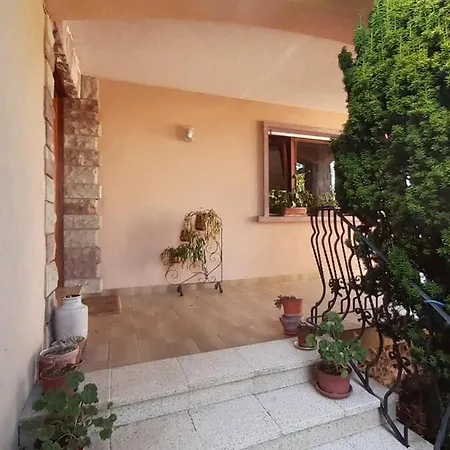 Vila Maison Meublee Spacieuse A La Campagne Avec Jardin Gottenhouse