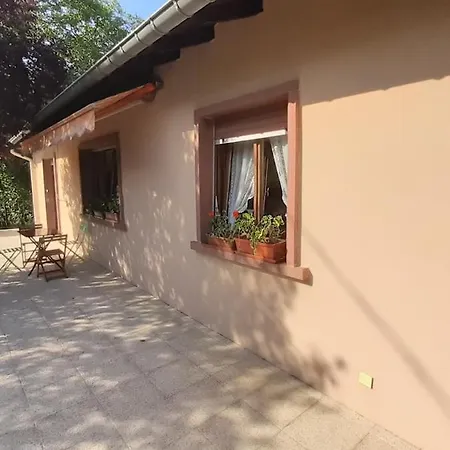 Maison Meublee Spacieuse A La Campagne Avec Jardin