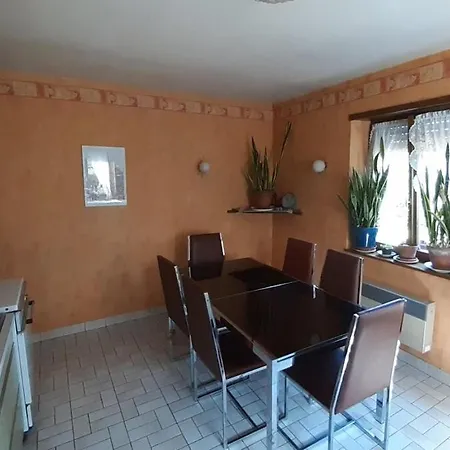 Maison Meublee Spacieuse A La Campagne Avec Jardin Villa
