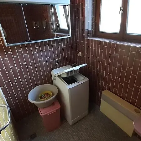 Maison Meublee Spacieuse A La Campagne Avec Jardin Villa Gottenhouse